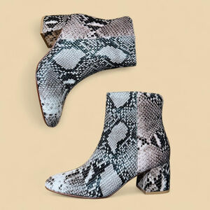 Chinese Laundry Davinna Blush Pink Faux Snakeskin Mod Bootie Ankle Boots 6.5 NEW